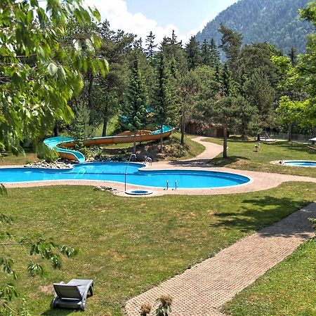 Hotel Grüsch Екстериор снимка