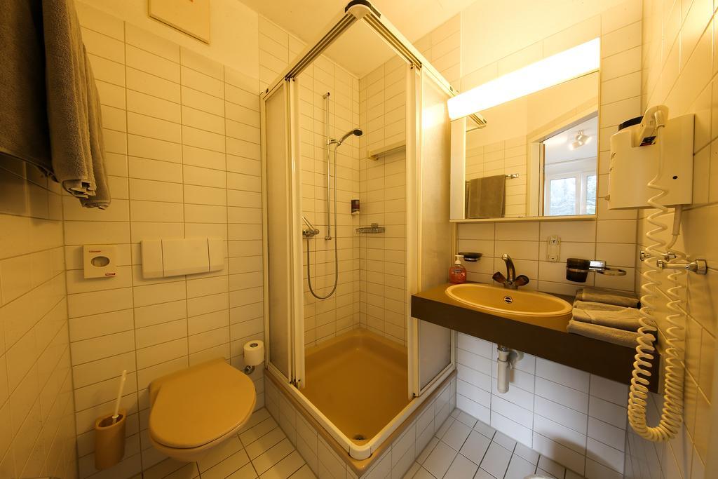 Hotel Grüsch Екстериор снимка