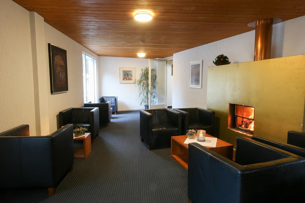 Hotel Grüsch Екстериор снимка